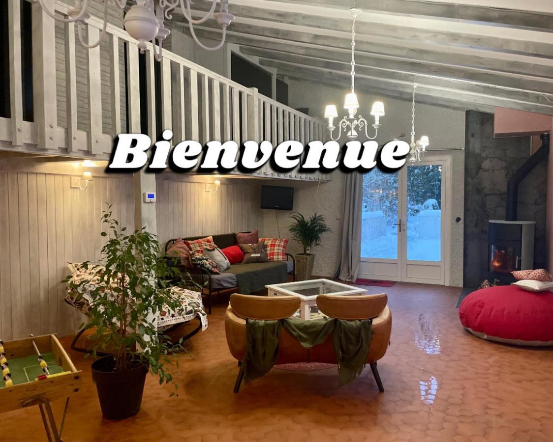 Au Vieux Logis 63 Bed & Breakfast Saint-Remy-sur-Durolle Ngoại thất bức ảnh